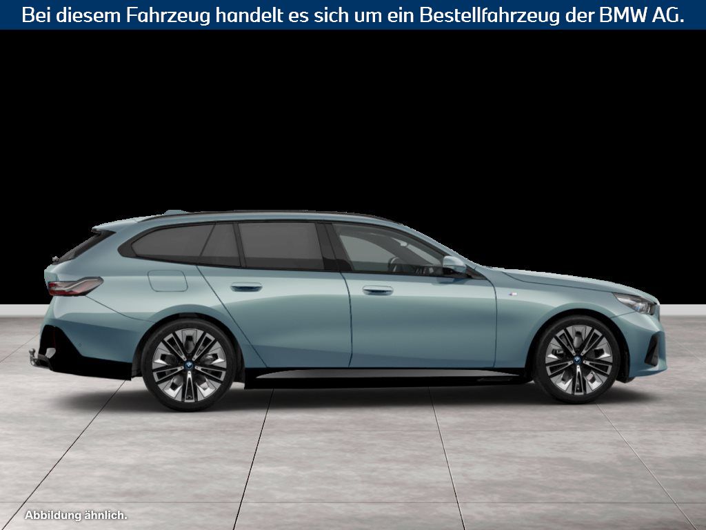 Fahrzeugabbildung BMW i5 eDrive40 Touring