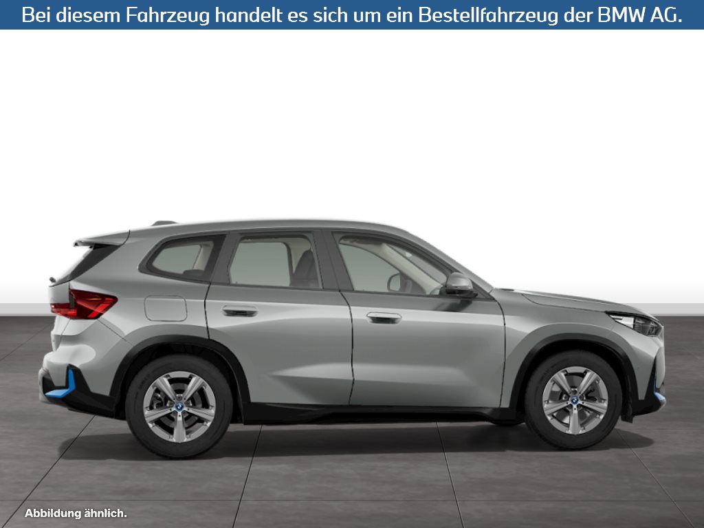 Fahrzeugabbildung BMW iX1 xDrive30