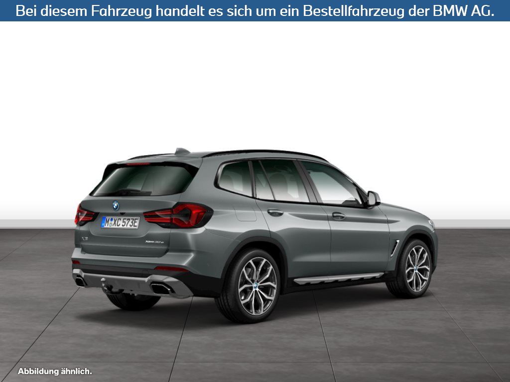 Fahrzeugabbildung BMW X3 xDrive30e