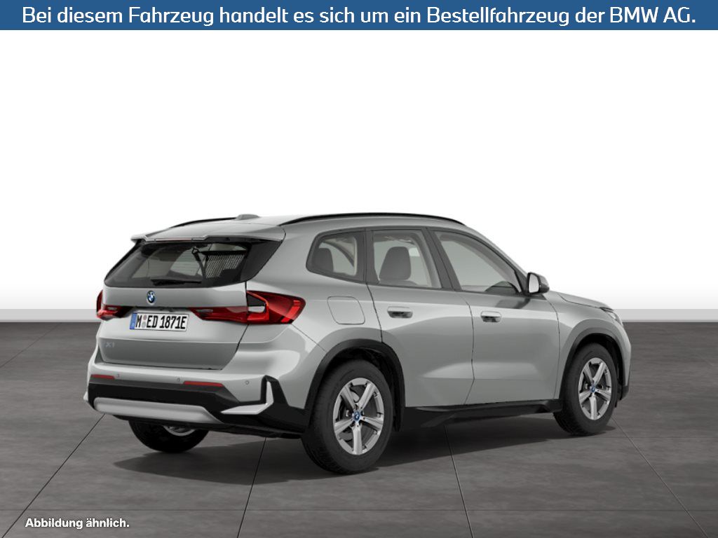 Fahrzeugabbildung BMW iX1 xDrive30
