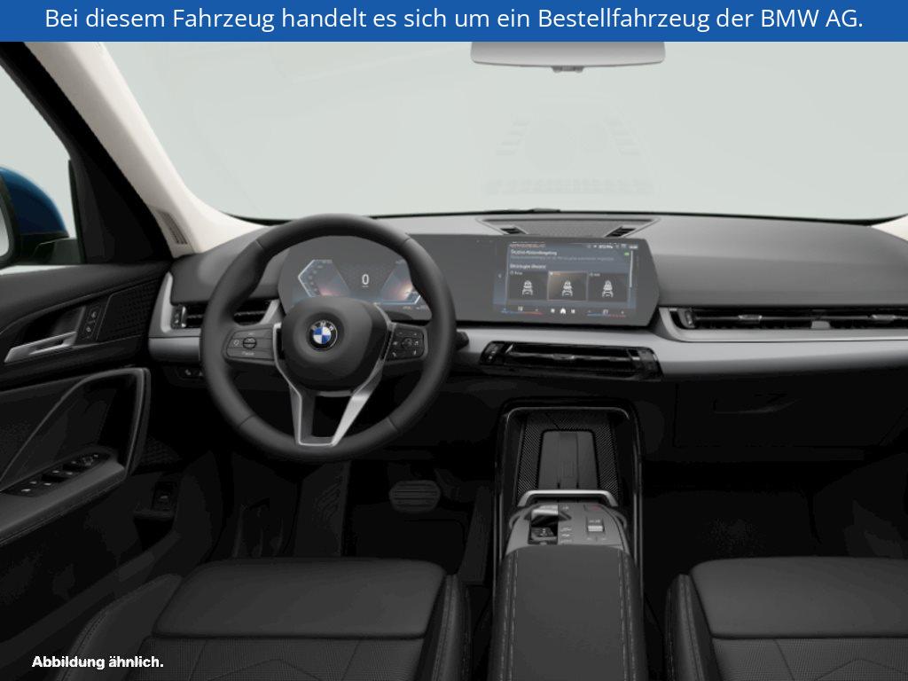 Fahrzeugabbildung BMW X1 sDrive20i