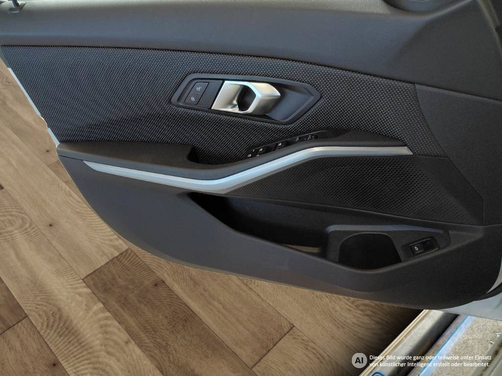 Fahrzeugabbildung BMW 320d xDrive Touring [LC+, RFK, AHK, Standhz.]