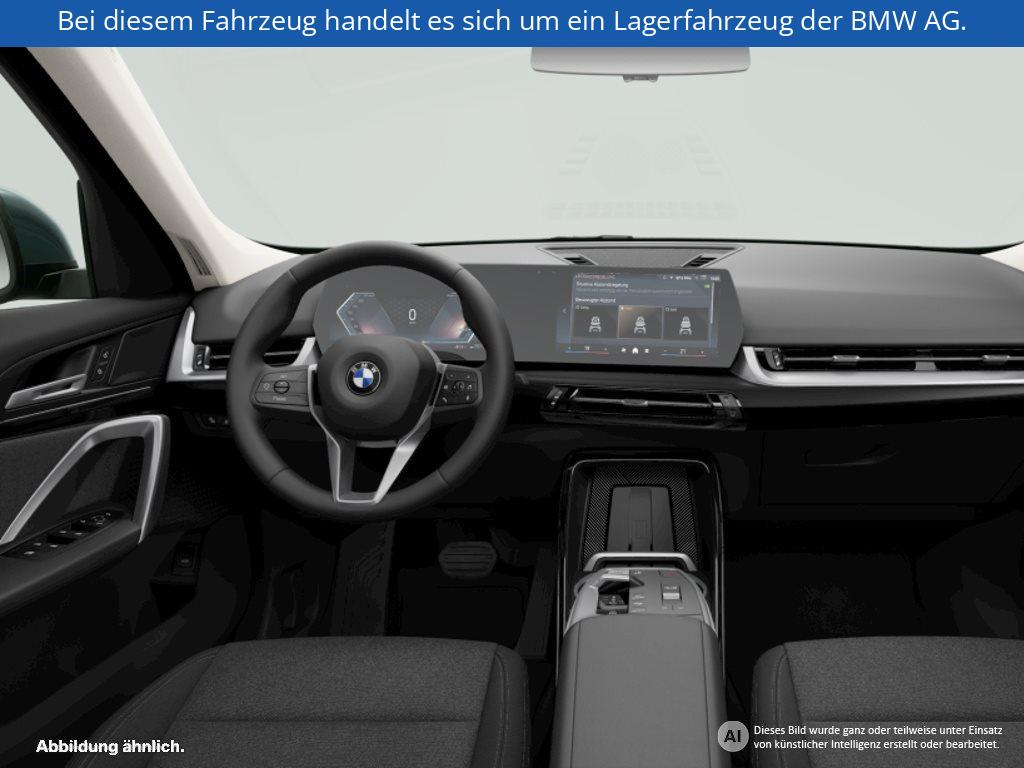 Fahrzeugabbildung BMW X1 sDrive20i