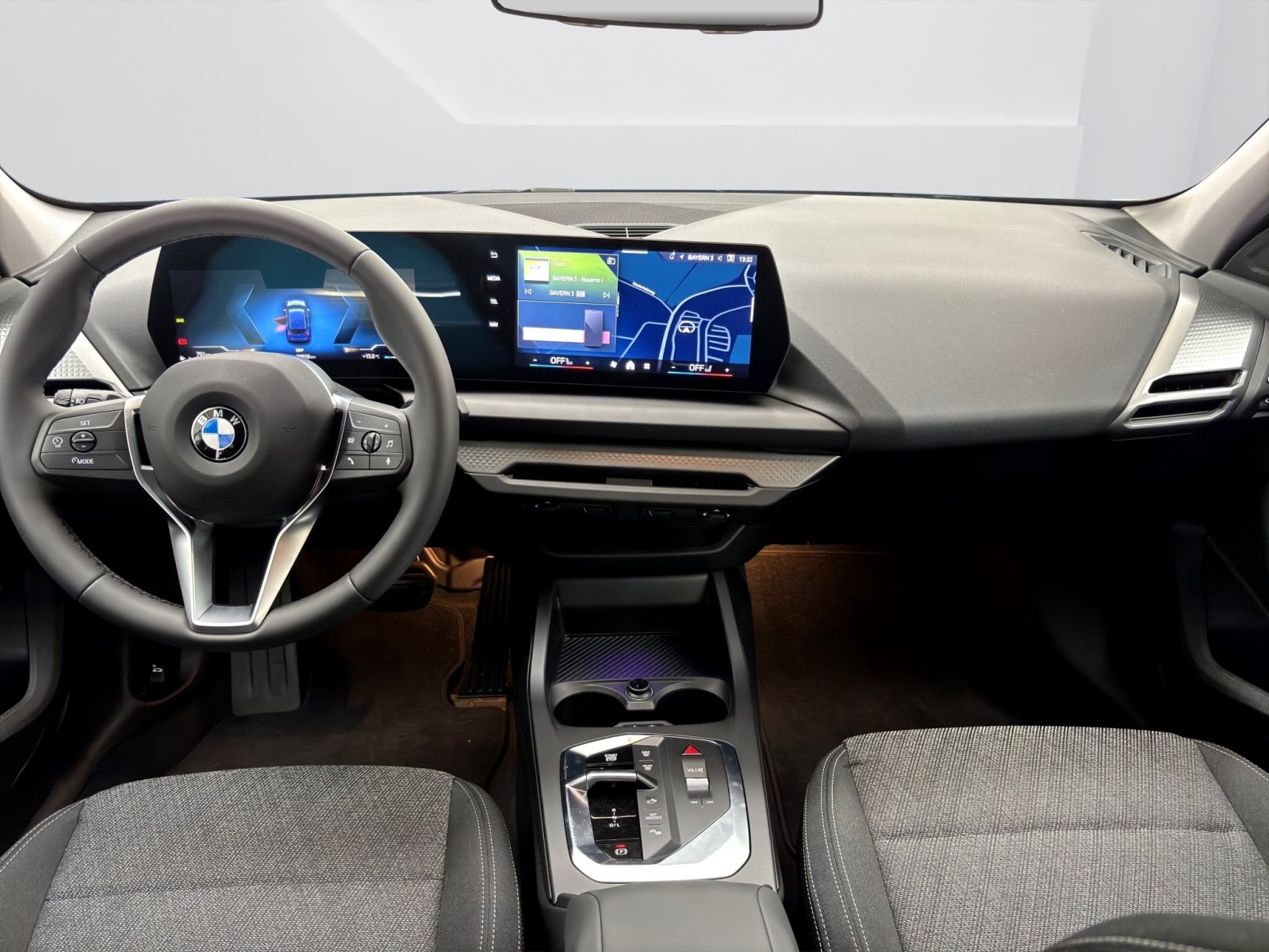 Fahrzeugabbildung BMW 120 [M Sport, Navi, 18 LMR, RFK, SHZ, LED] DAB