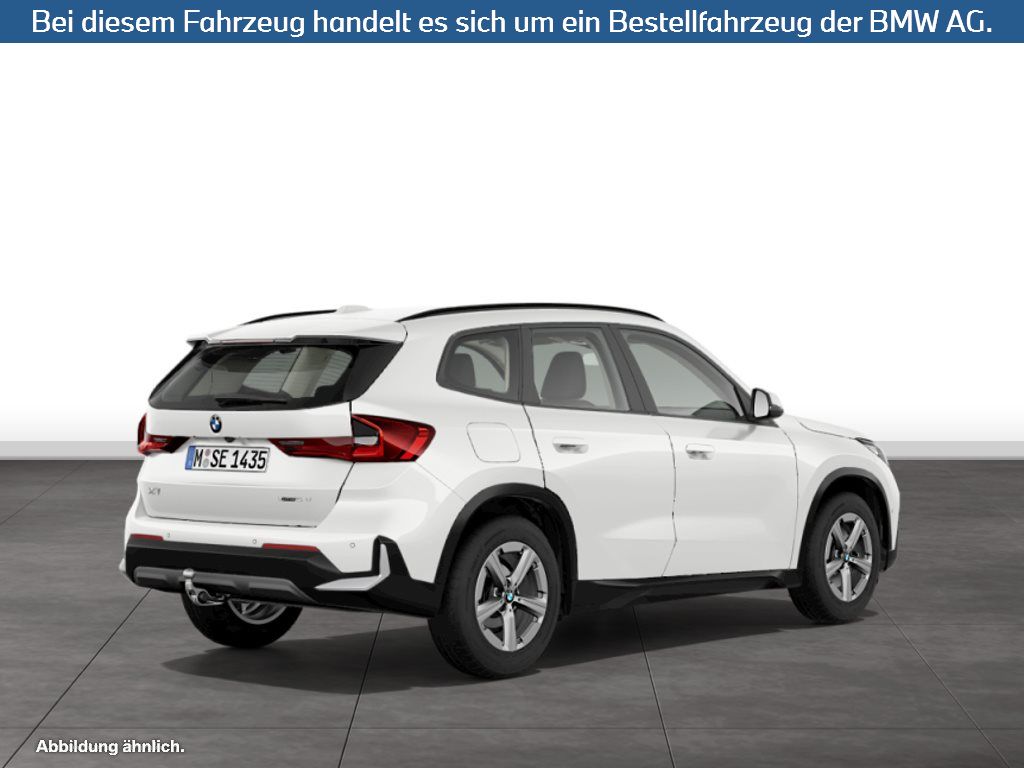 Fahrzeugabbildung BMW X1 xDrive23i