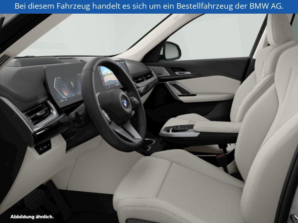 Fahrzeugabbildung BMW X1 sDrive20i