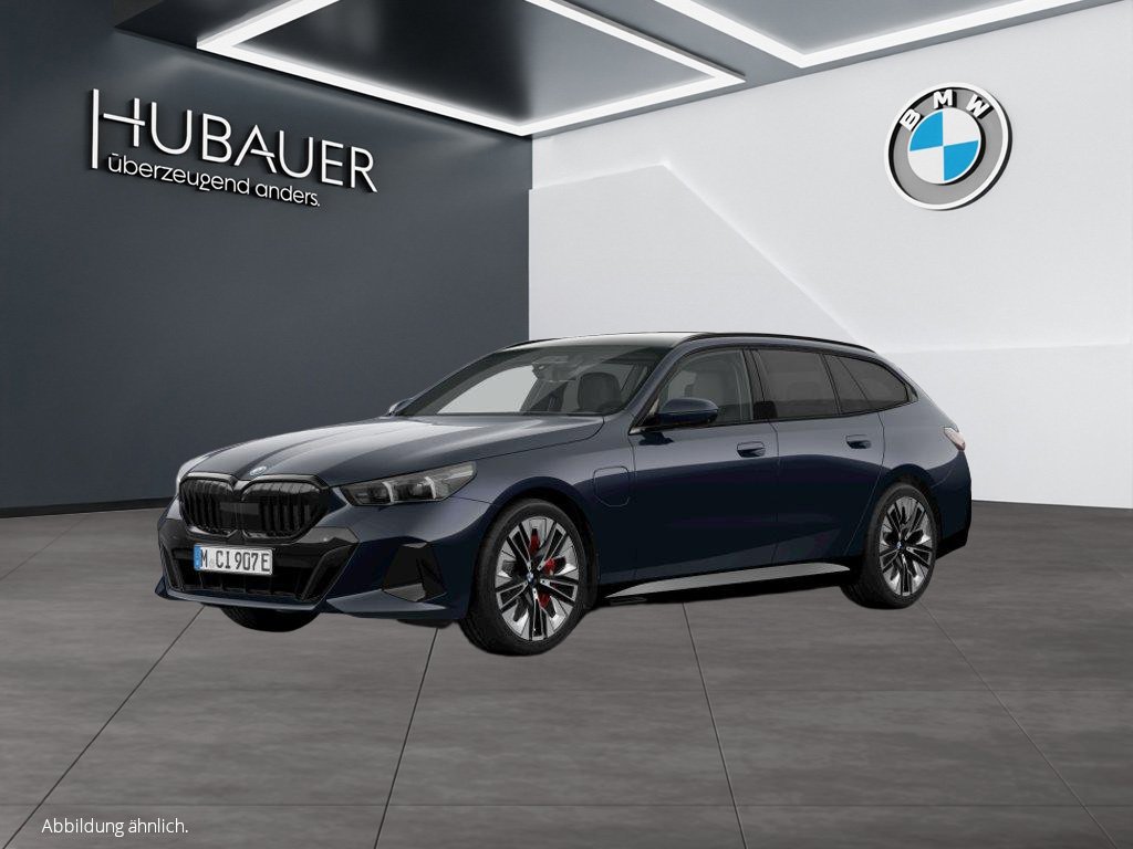 BMW 550e xDrive Touring