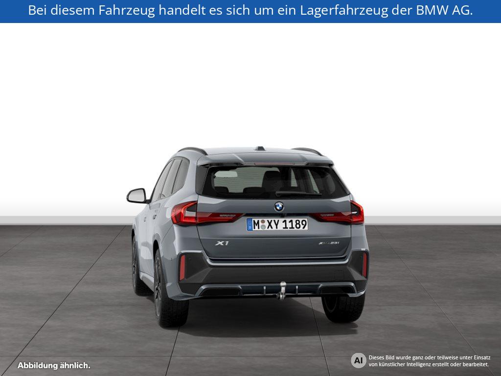 Fahrzeugabbildung BMW X1 xDrive23i