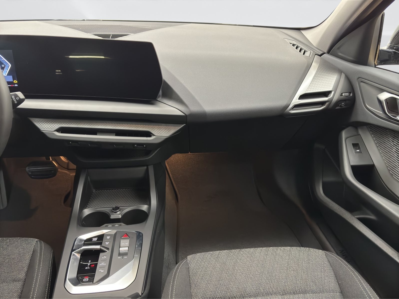 Fahrzeugabbildung BMW 120 [M Sport, Navi, 18 LMR, RFK, SHZ, LED]