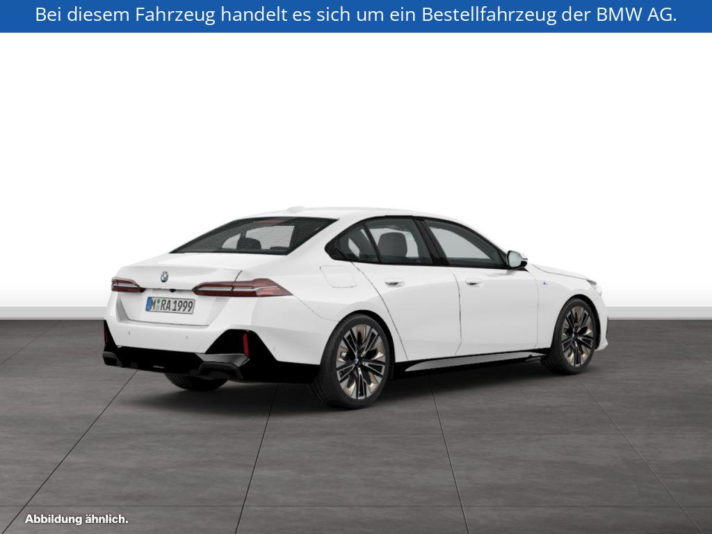Fahrzeugabbildung BMW 520d Limousine
