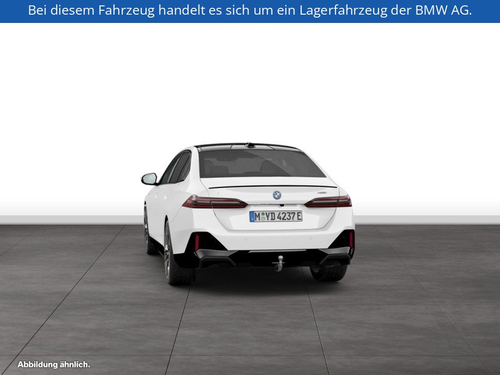 Fahrzeugabbildung BMW i5 eDrive40 Limousine