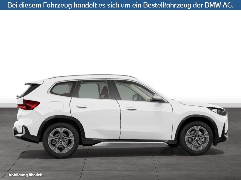 Fahrzeugabbildung BMW X1 sDrive18i SAV