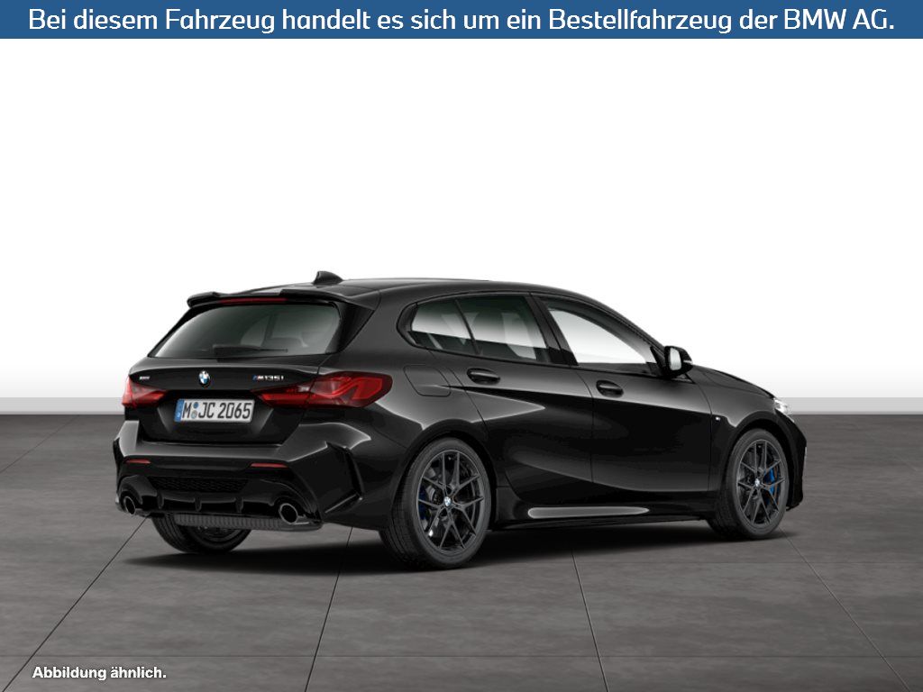 Fahrzeugabbildung BMW M135i xDrive