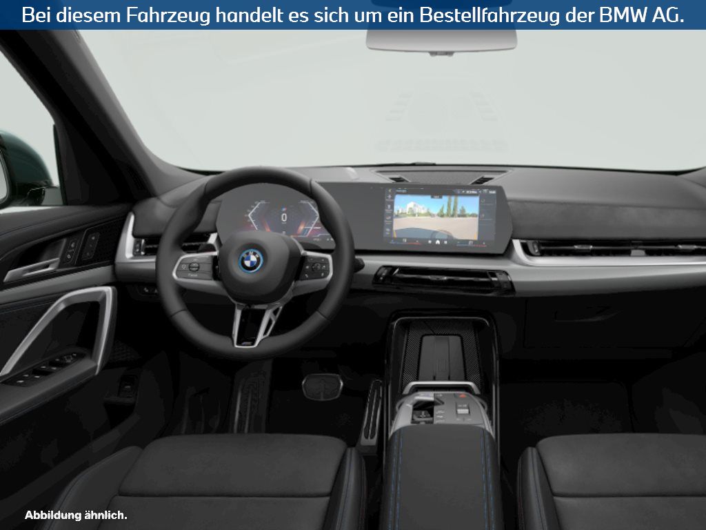 Fahrzeugabbildung BMW iX1 xDrive30