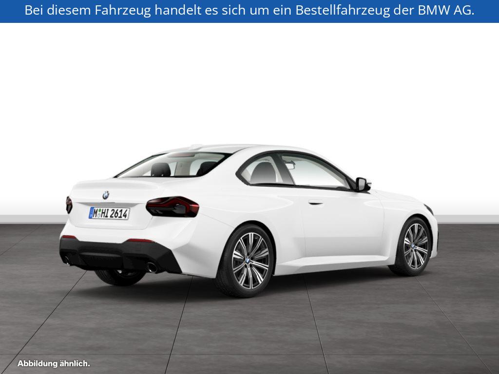 Fahrzeugabbildung BMW 218i Coupé