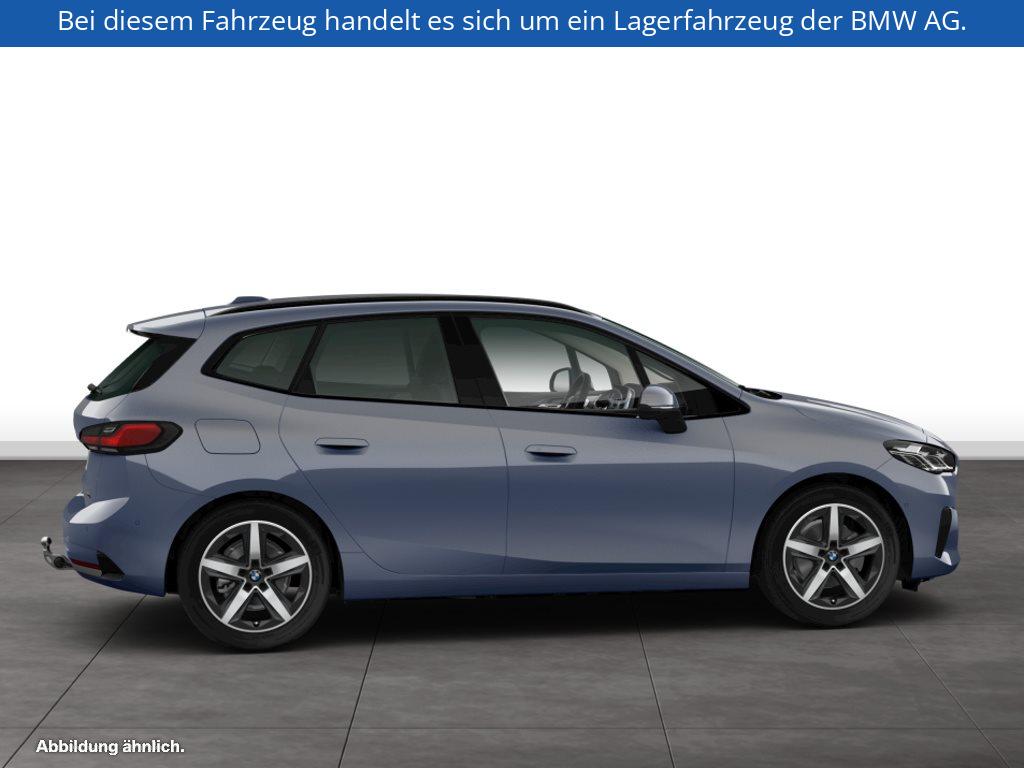 Fahrzeugabbildung BMW 220i Active Tourer