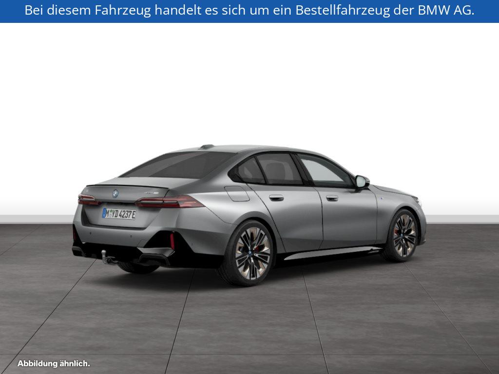 Fahrzeugabbildung BMW i5 eDrive40 Limousine