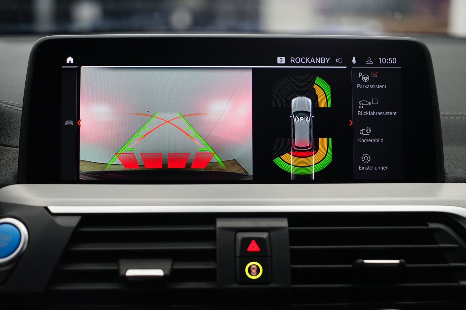 Fahrzeugabbildung BMW iX3 [Inspiring, LC Prof., DA Prof., 19 LMR]