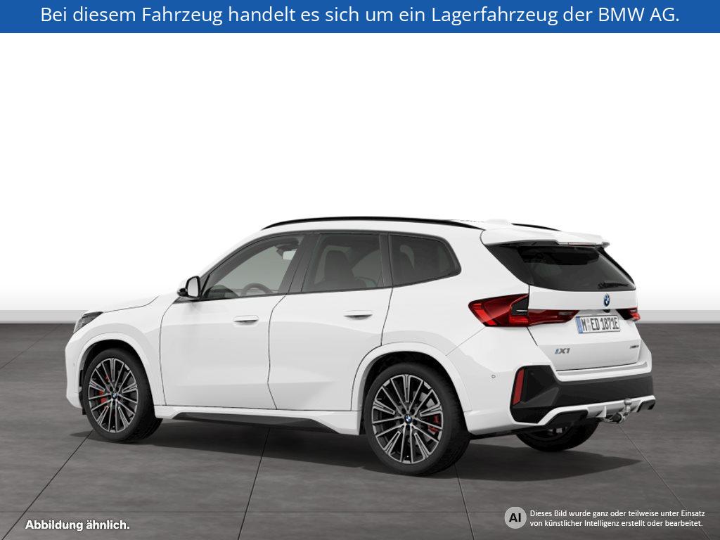 Fahrzeugabbildung BMW iX1 xDrive30