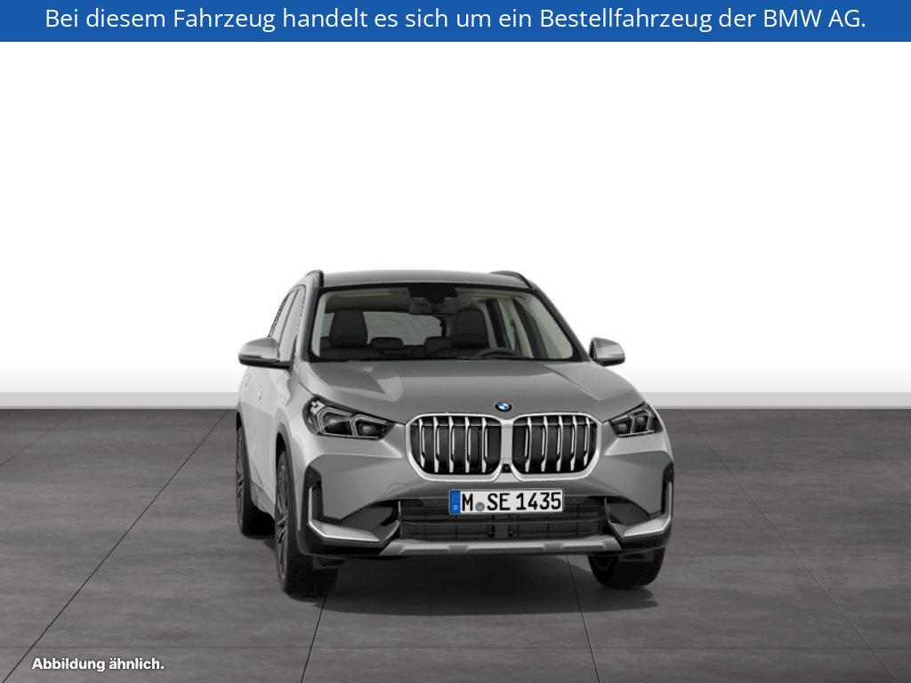 Fahrzeugabbildung BMW X1 sDrive20i