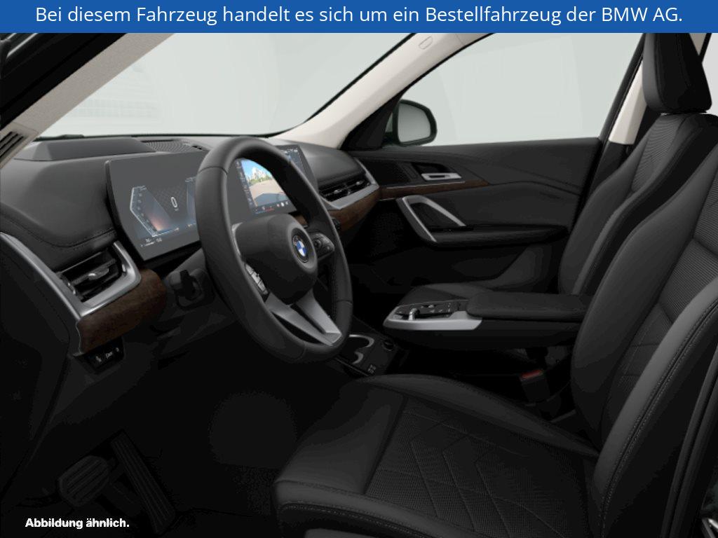 Fahrzeugabbildung BMW X1 sDrive20i