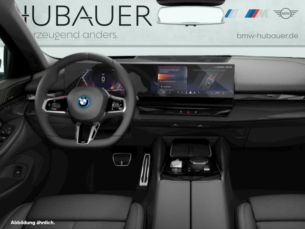 Fahrzeugabbildung BMW 550e xDrive Touring [M Sport Pro, HUD, AHK, ACC, 21 LMR]