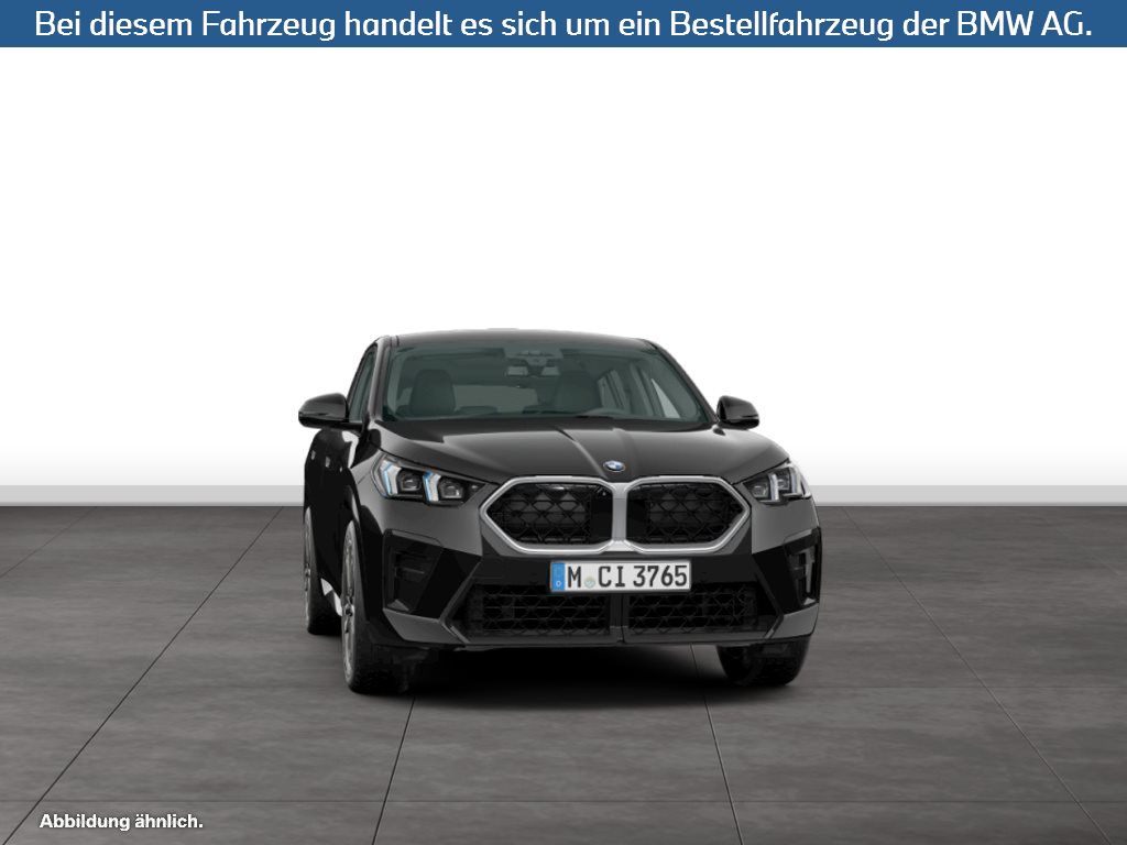Fahrzeugabbildung BMW X2 sDrive18d