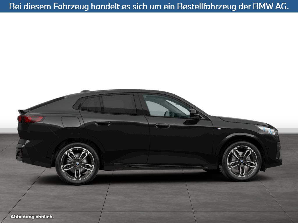 Fahrzeugabbildung BMW X2 sDrive18d