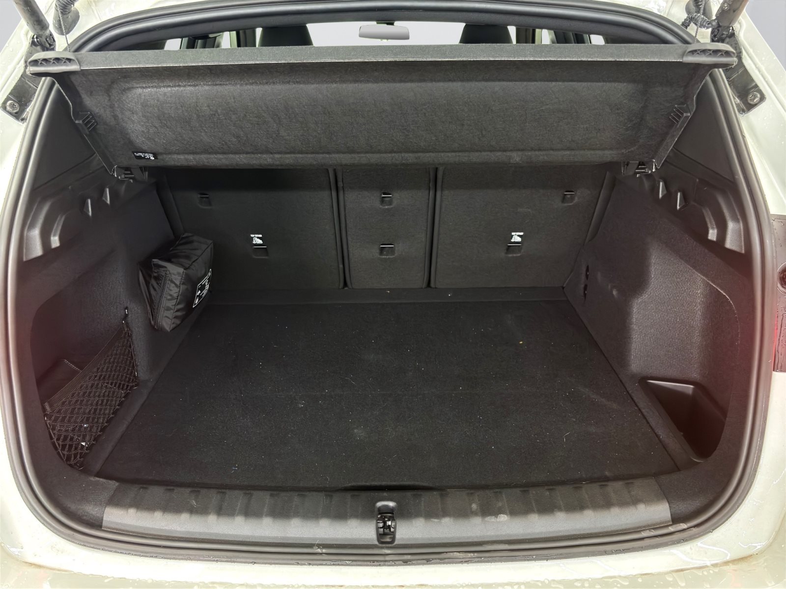 Fahrzeugabbildung BMW X1 sDrive20i [M Sport, AHK, ACC, RFK, 18 LMR]