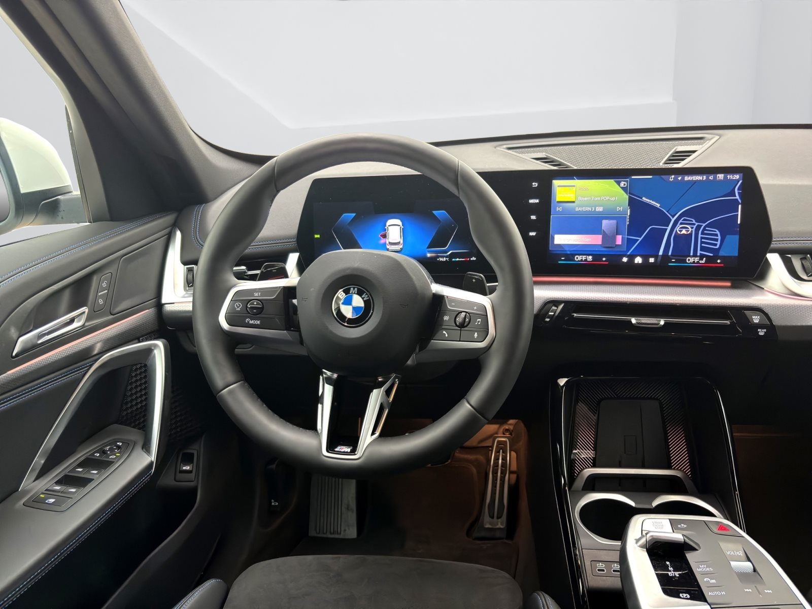 Fahrzeugabbildung BMW X1 sDrive20i [M Sport, AHK, ACC, RFK, 18 LMR]