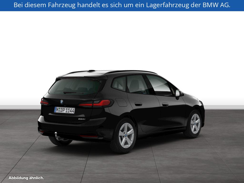 Fahrzeugabbildung BMW 220i Active Tourer