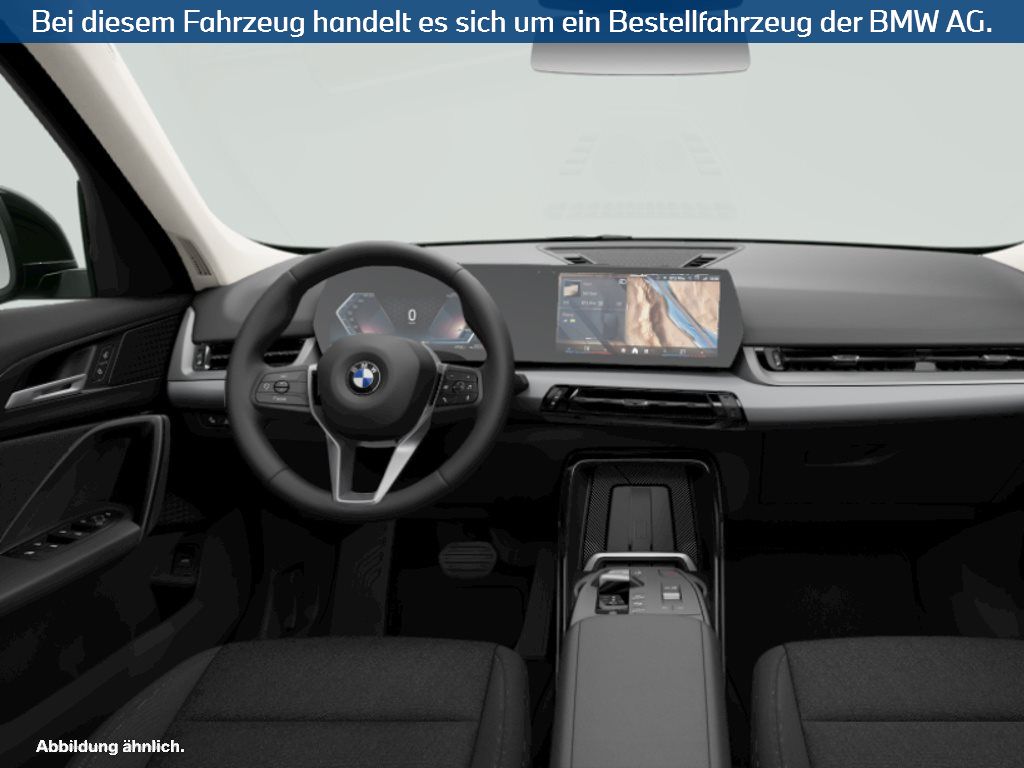 Fahrzeugabbildung BMW X1 sDrive18i SAV