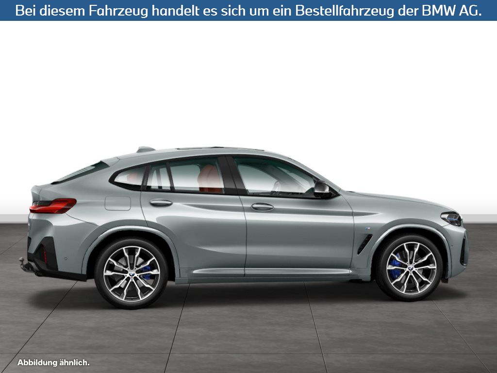 Fahrzeugabbildung BMW X4 M40i