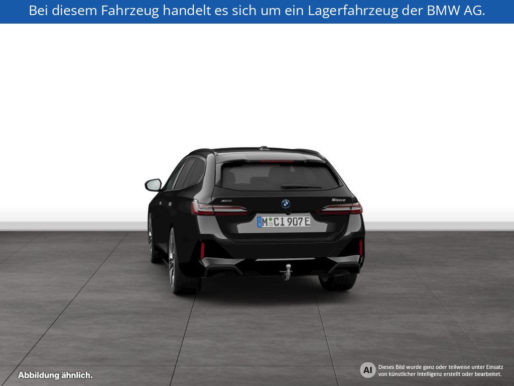 Fahrzeugabbildung BMW 550e xDrive Touring