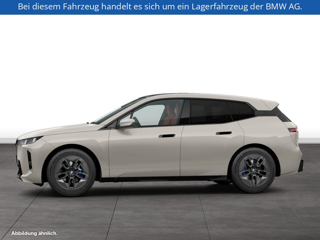 Fahrzeugabbildung BMW iX xDrive45