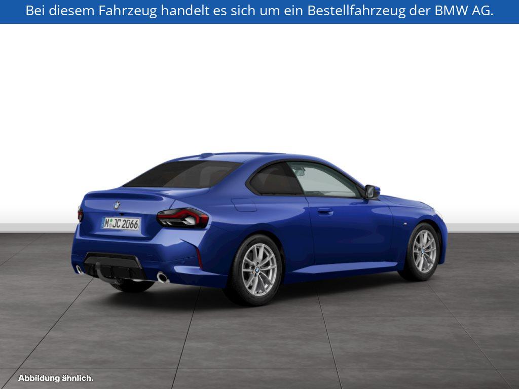 Fahrzeugabbildung BMW 220i Coupé