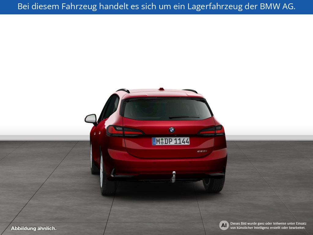 Fahrzeugabbildung BMW 220i Active Tourer