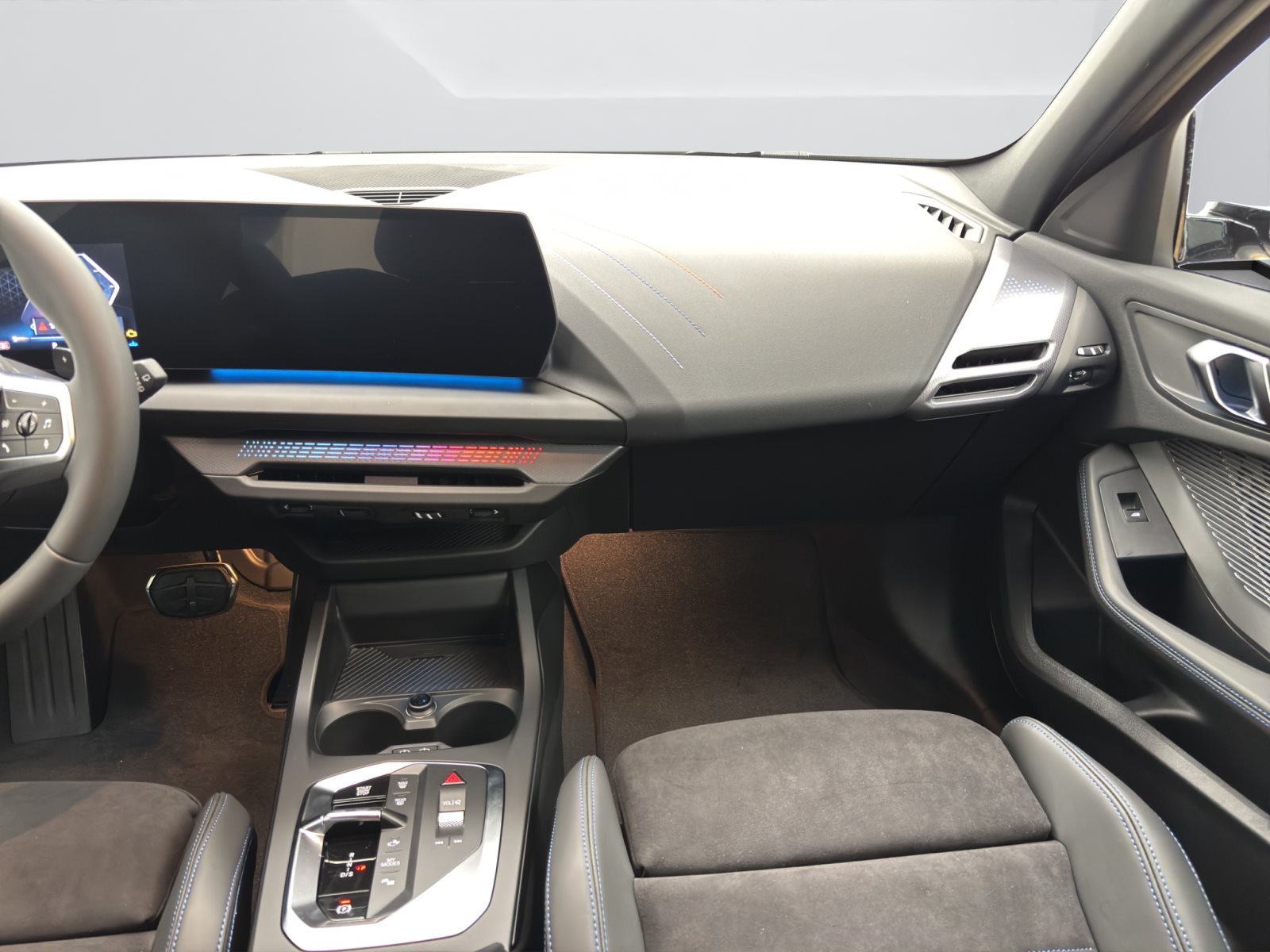 Fahrzeugabbildung BMW 120 [M Sport Pro, Navi, 19 LMR, RFK, SHZ, LED]