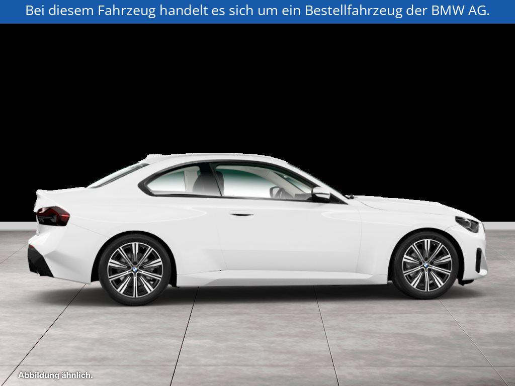 Fahrzeugabbildung BMW 218i Coupé