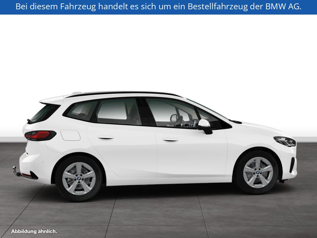 Fahrzeugabbildung BMW 220i Active Tourer