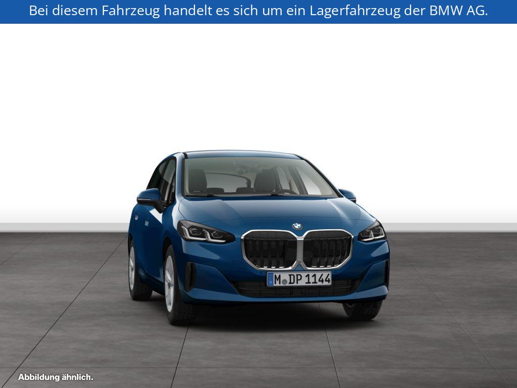 Fahrzeugabbildung BMW 220i Active Tourer