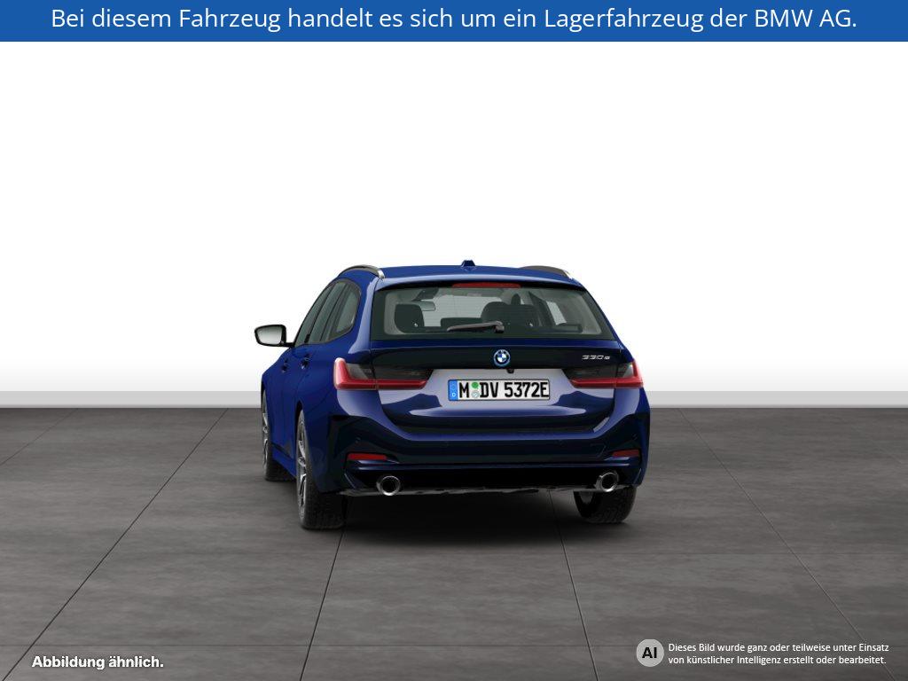 Fahrzeugabbildung BMW 330e Touring