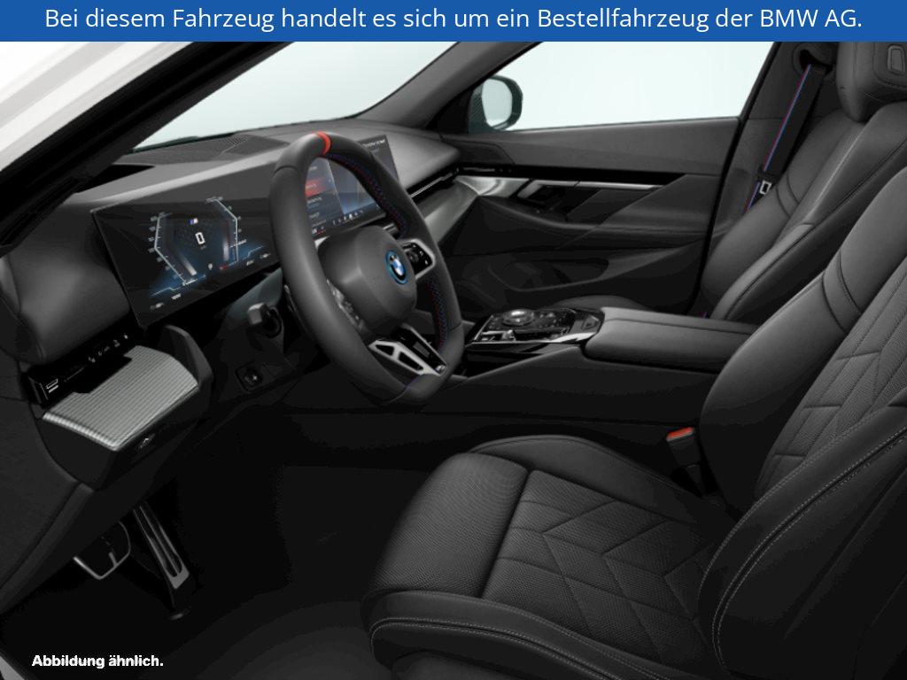 Fahrzeugabbildung BMW i5 M60 xDrive Touring