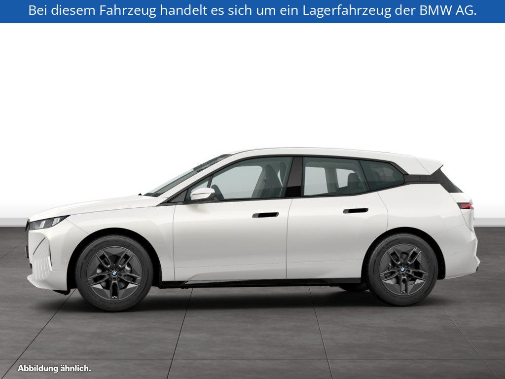 Fahrzeugabbildung BMW iX xDrive45