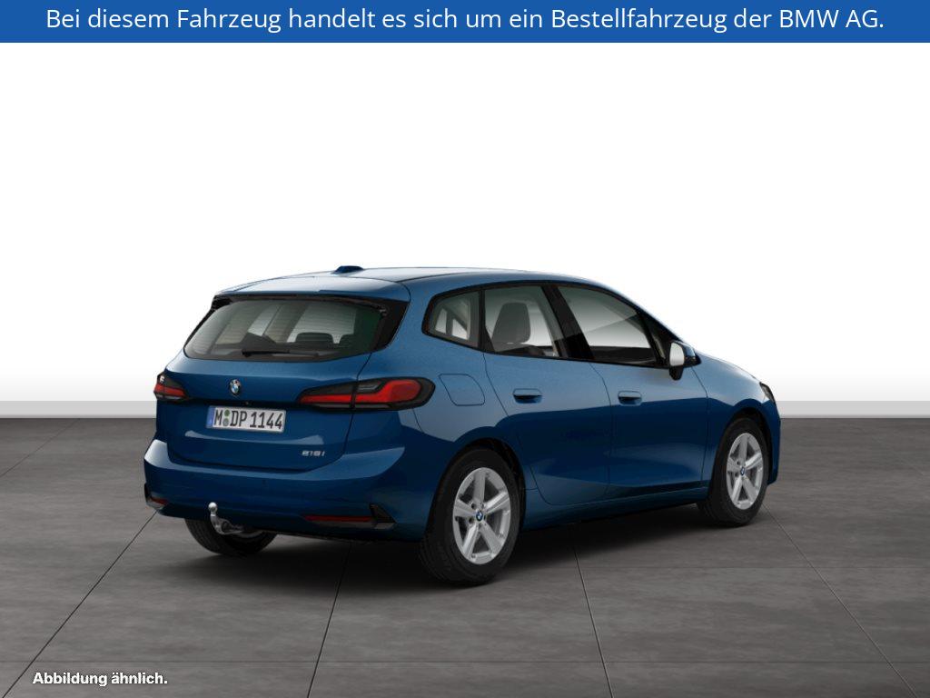Fahrzeugabbildung BMW 218i Active Tourer