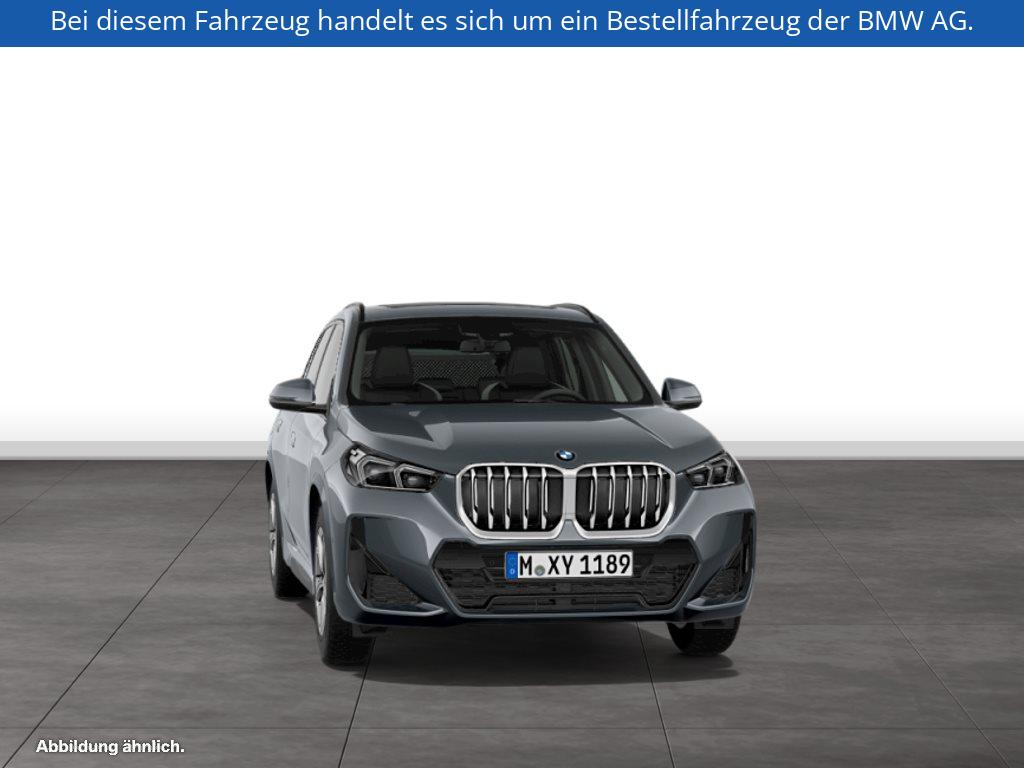 Fahrzeugabbildung BMW X1 xDrive23i