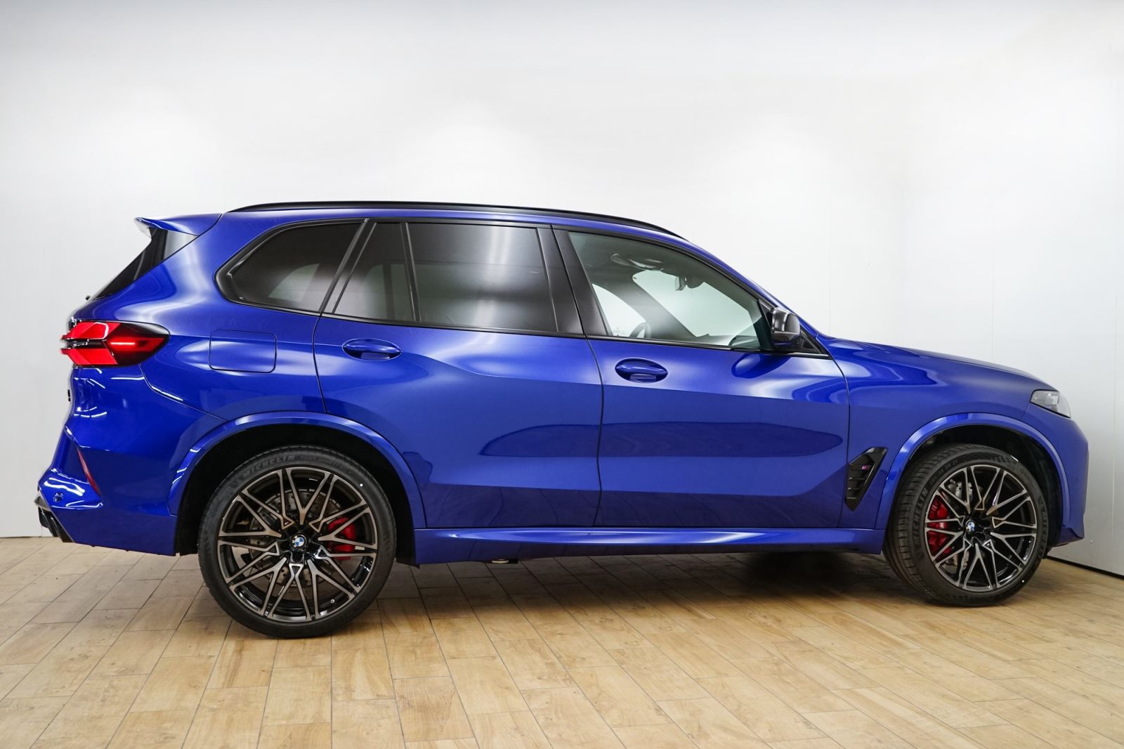 Fahrzeugabbildung BMW X5 M Competition [HUD, ACC, h&k Sound, Sitzbelüftung]