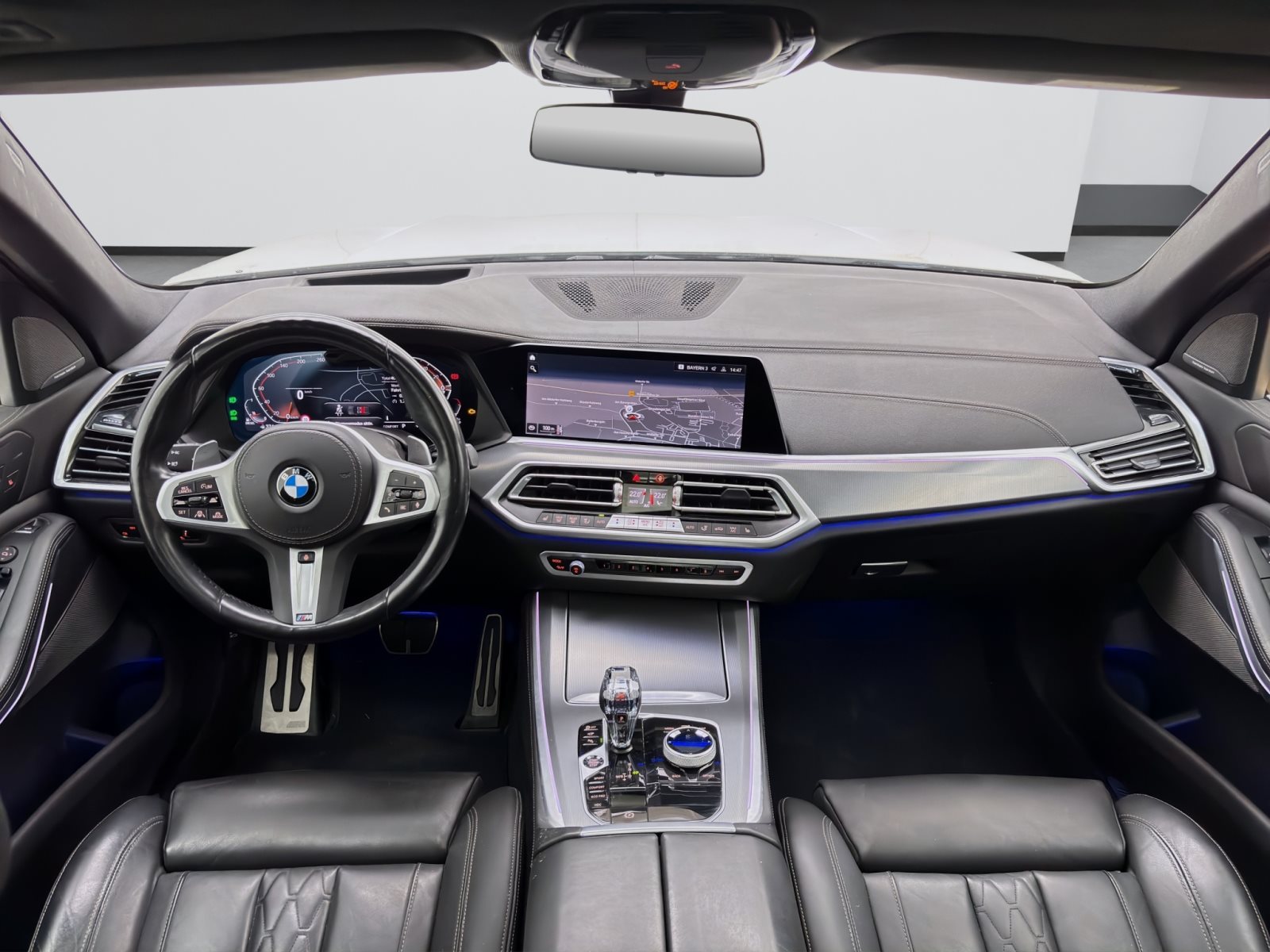 Fahrzeugabbildung BMW X5 xDrive40d [M Sport, Laser, AHK, Standhz.]