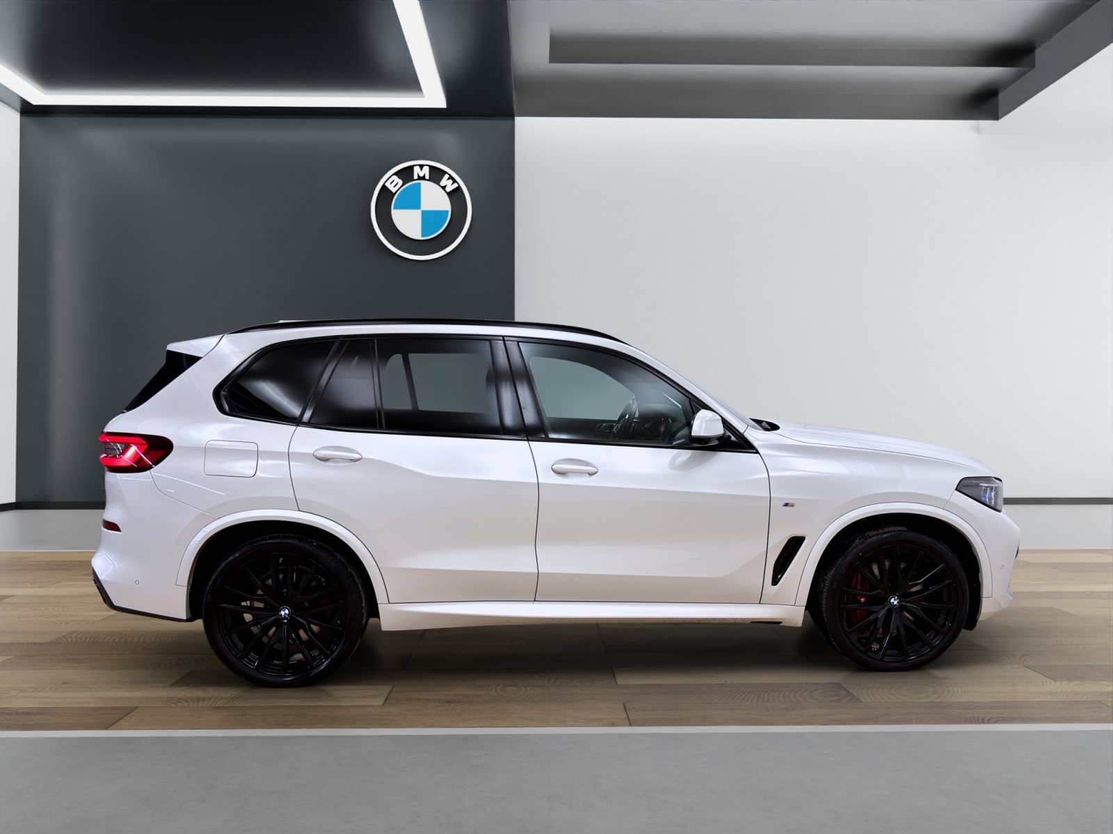 Fahrzeugabbildung BMW X5 xDrive40d [M Sport, Laser, AHK, Standhz.]