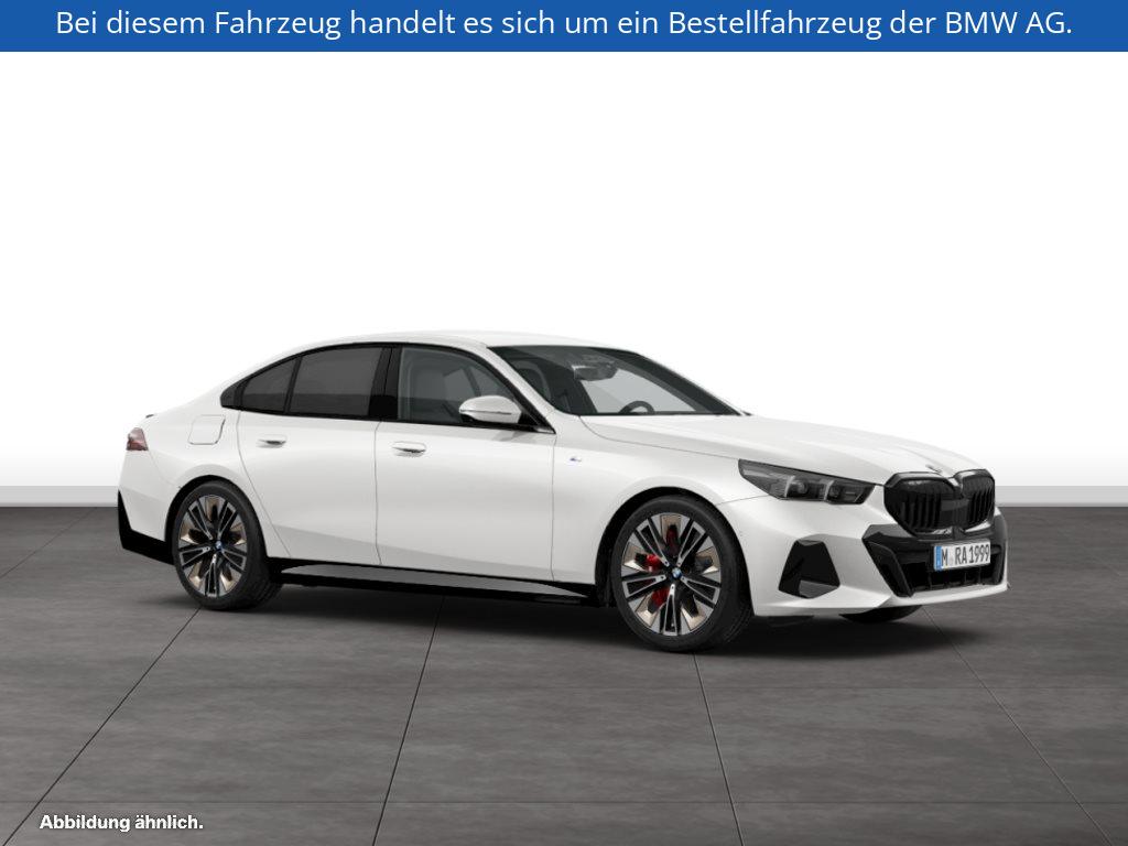 Fahrzeugabbildung BMW 520i Limousine